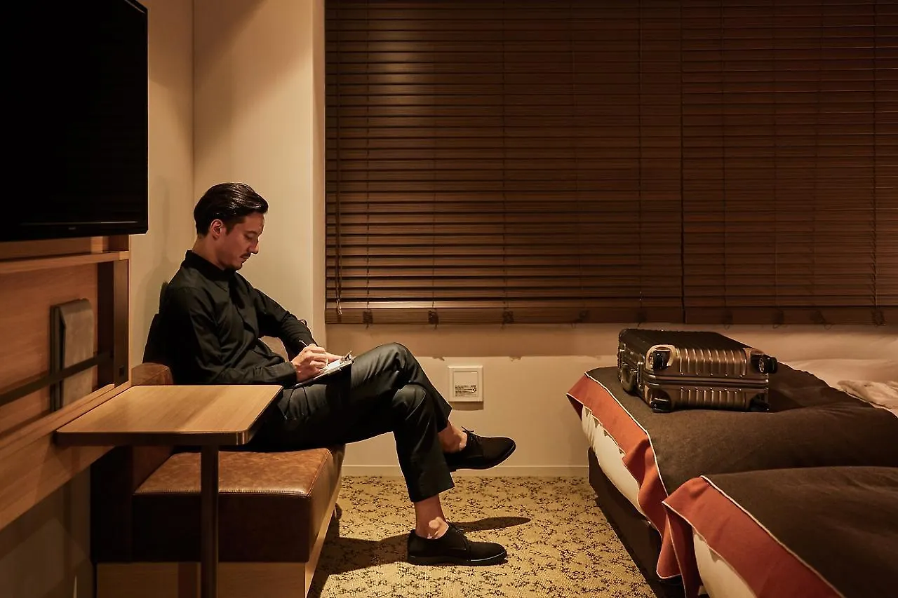 Nest Hotel Tokyo Hanzomon 3*,