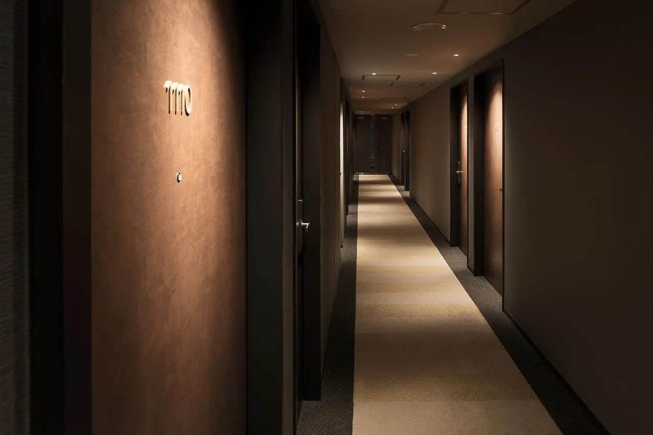 Nest Hotel Tokyo Hanzomon 3*,