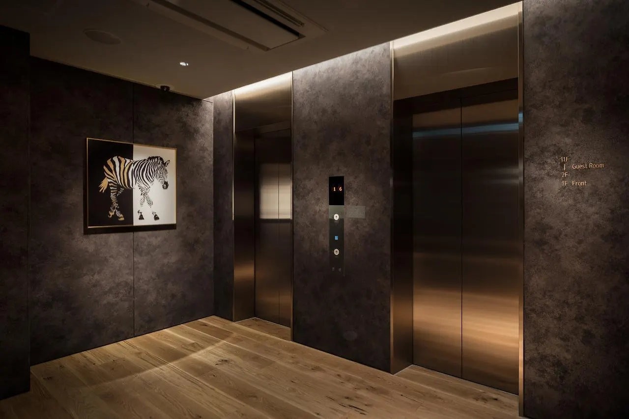 Nest Hotel Tokyo Hanzomon 3*,  יפן